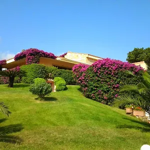 https://la-casa-del-mirto-palau.in-sardinia.net