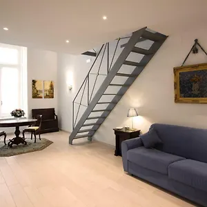 Palazzo D'auria Aparthotel Naples